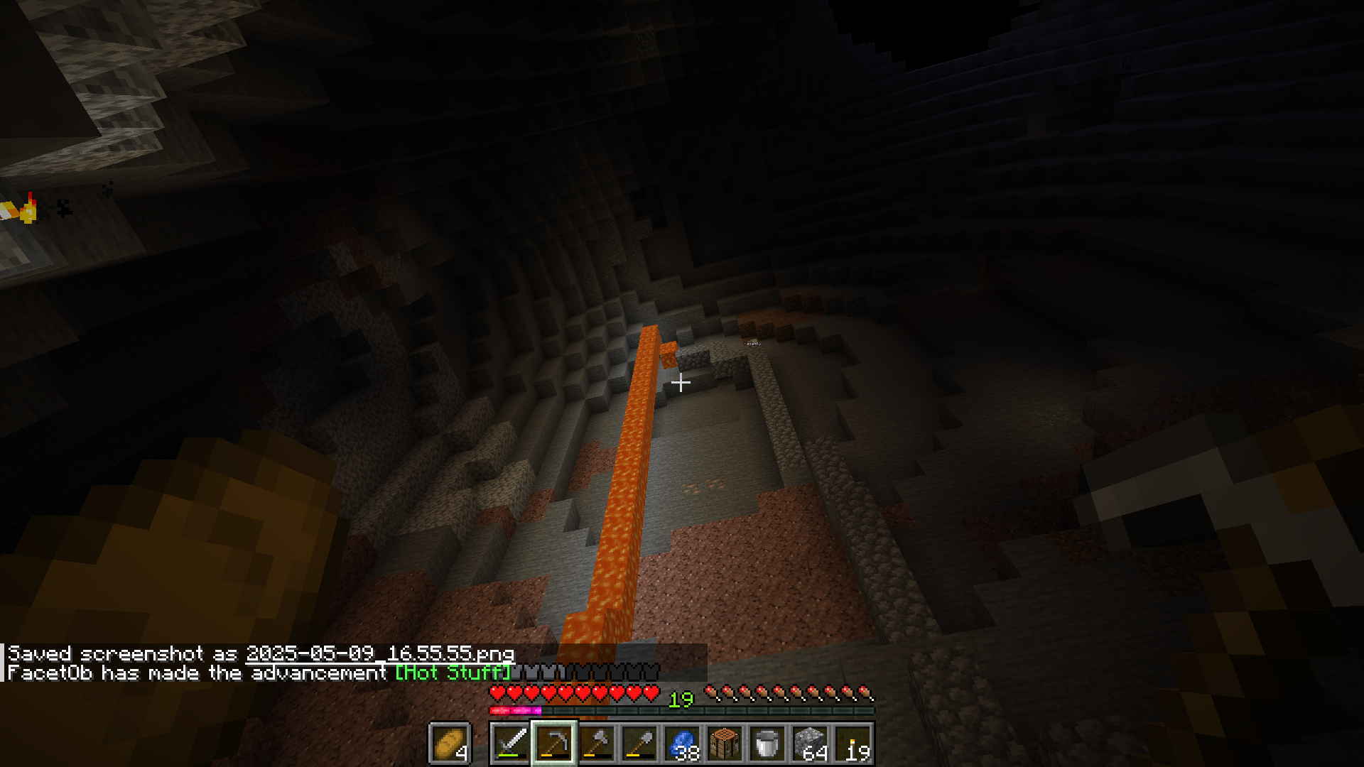 Der Lavafall beginnt langsam zu versiegen. Alice ist auf dem Weg zurück nach unten. Sie hat soeben den Fortschritt „Hot Stuff“ erzielt.